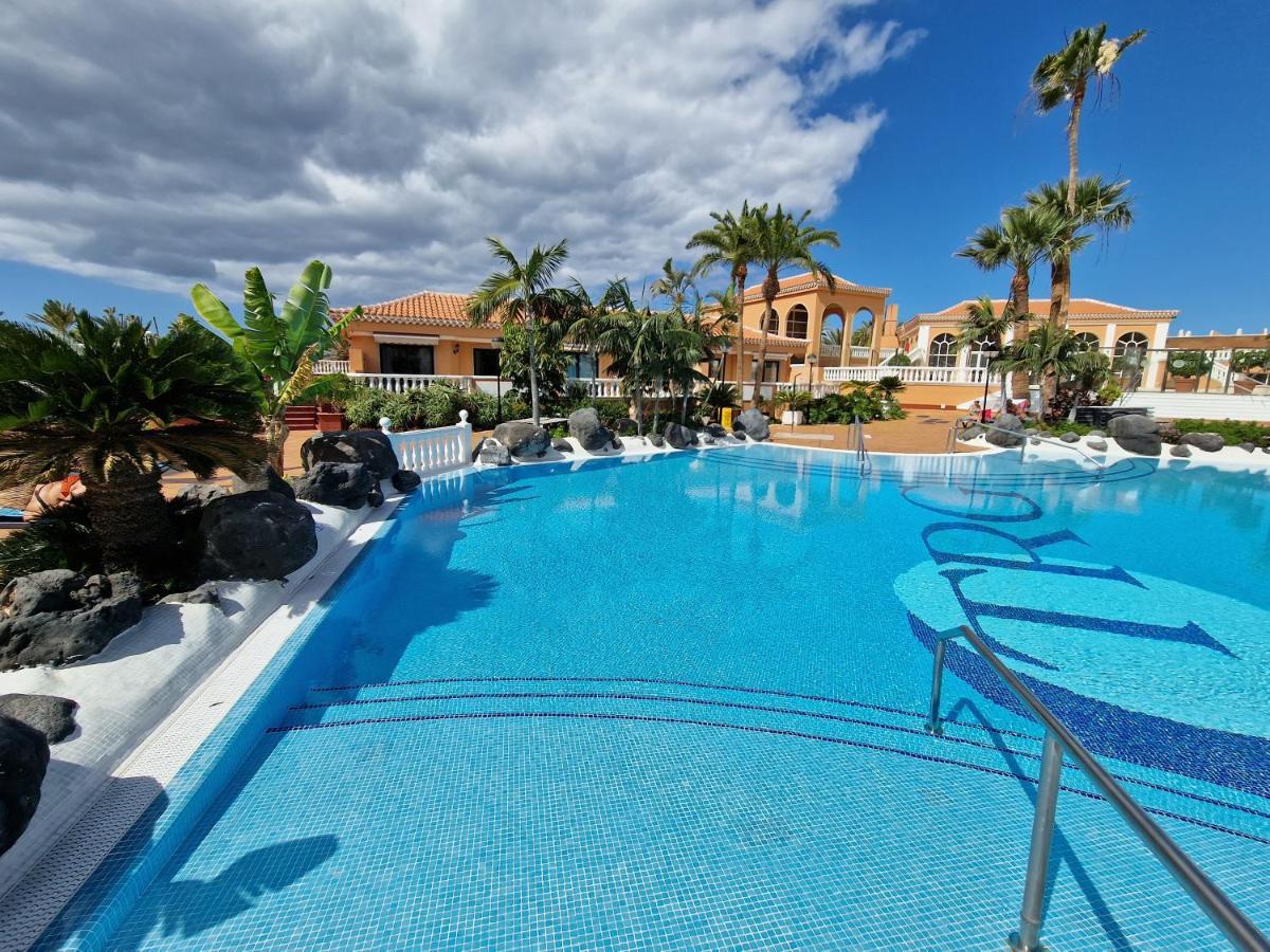 Exclusive Penthouse Playa Las Vistas 4 Close To The Sea And Beach, Aircondition For A Fee, Wifi, Terrace, Heated Pool 플라야데라스아메리카스 외부 사진
